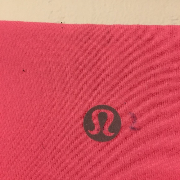 Reversible Lululemon capris - Picture 4 of 4